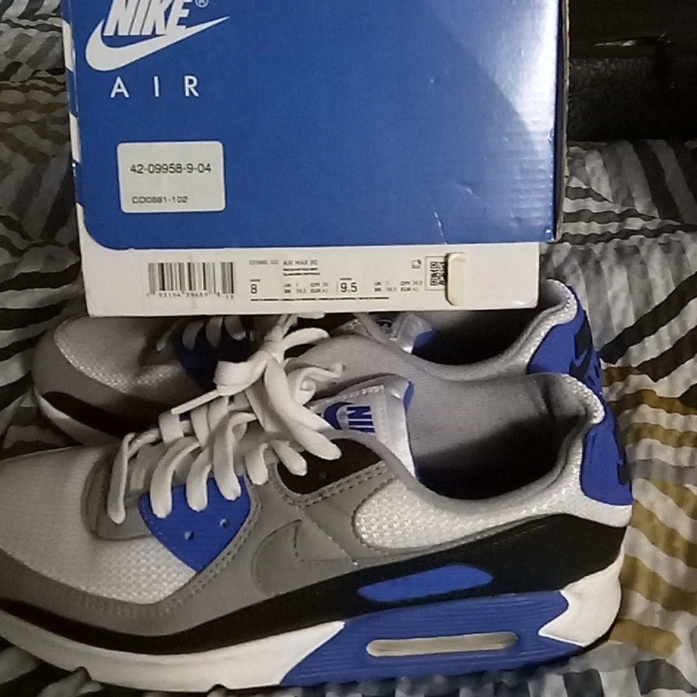 Nike Air Max 90 - Picture 3 of 3